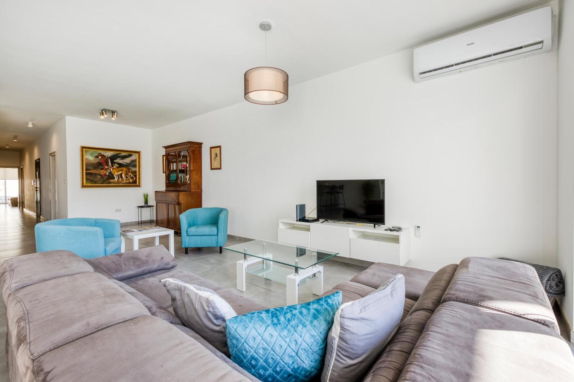 Annitchka Mansions - Apartment In Central Malta Birkirkara Exterior photo